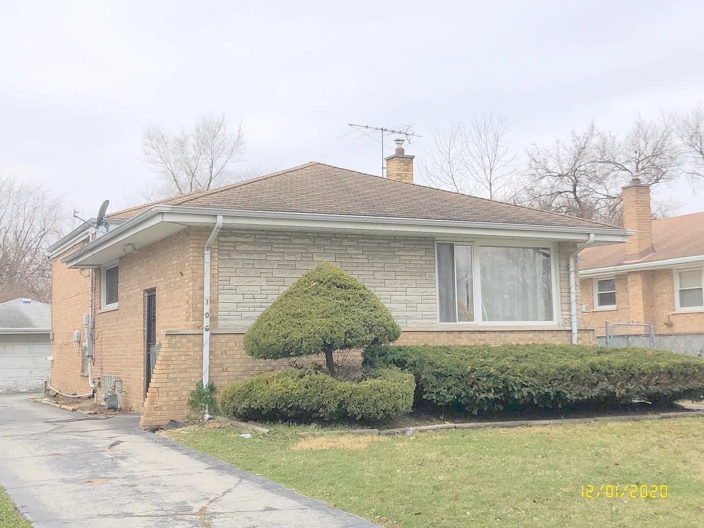 16016 Drexel Ave photo 1