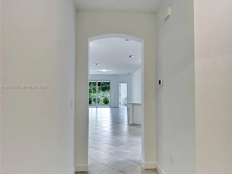 20545 Hazelnut Ct S — Photo 8
