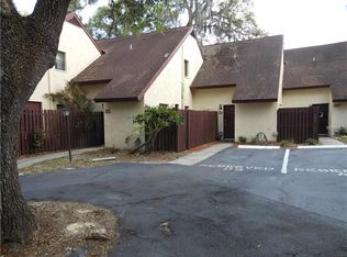 5627 Ashley Oaks Dr APT 31, Tampa, FL 33617