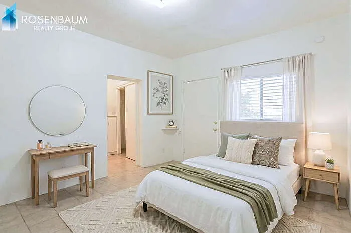 2454 N Treat Ave #2454 — Photo 7