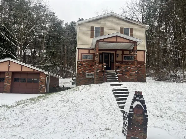 1024 Franklin St, Oakdale, PA 15071