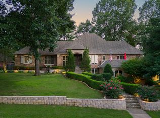 3508 Pleasant Valley Dr, Nixa, MO 65714