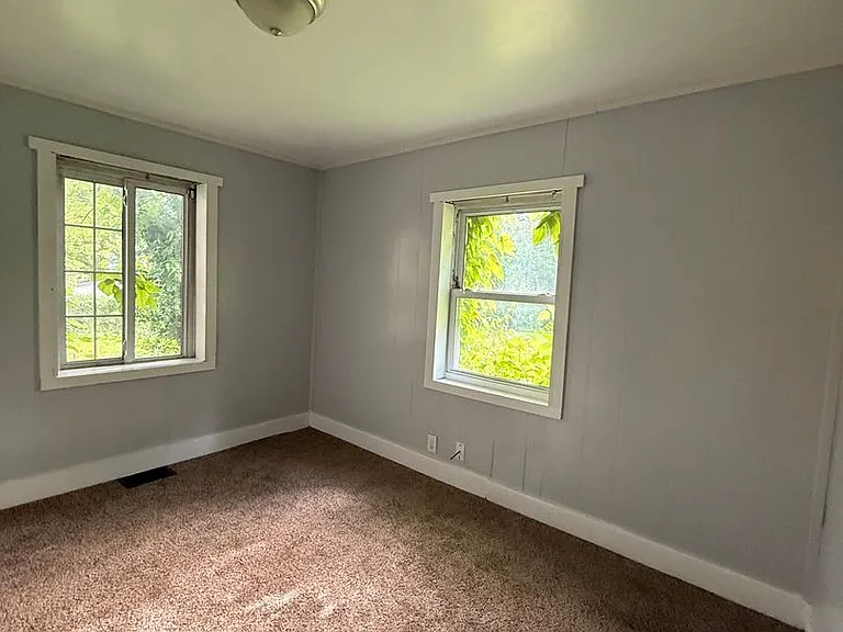 4632 Genesee Ave — Photo 5