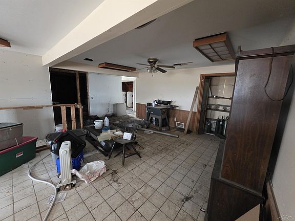 5th image of 2418 Wetters Rd