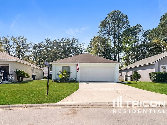 2nd image of 1573 Slash Pine Ct