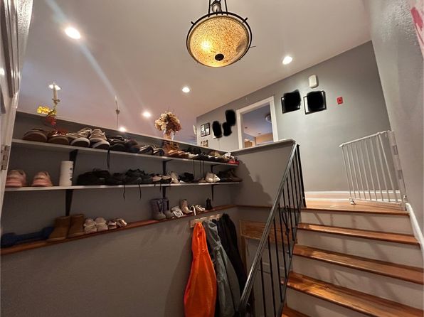 (undisclosed Address)