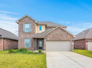 2233 N Lake Michele Cir, Lake Charles, LA 70607