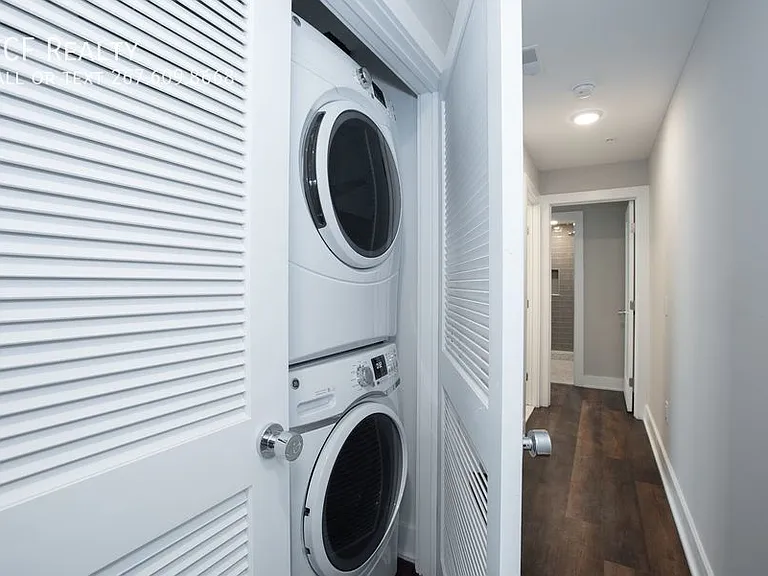 817 N 20th St #10 — Photo 11