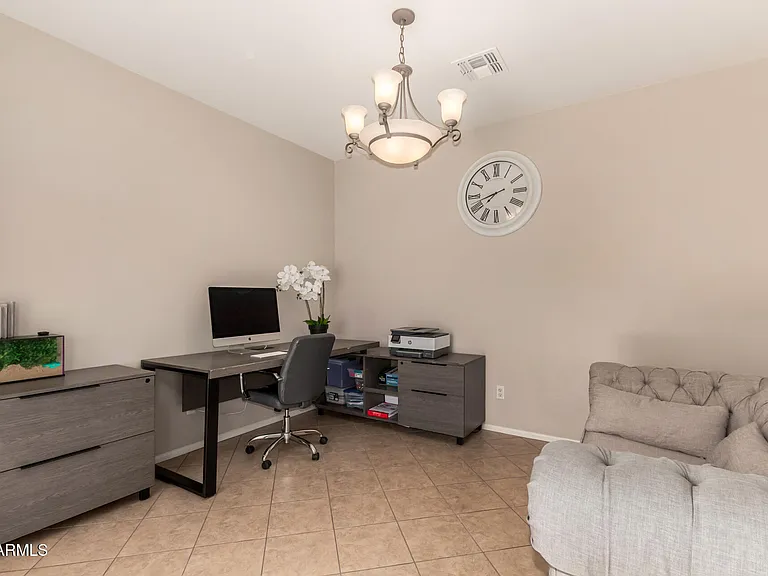 9123 W Heber Rd — Photo 15