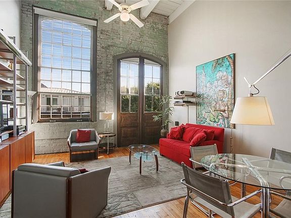 2nd image of 920 Poeyfarre St APT 414