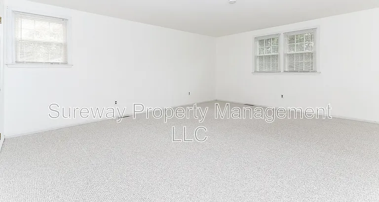 276 Highland Ave — Photo 15