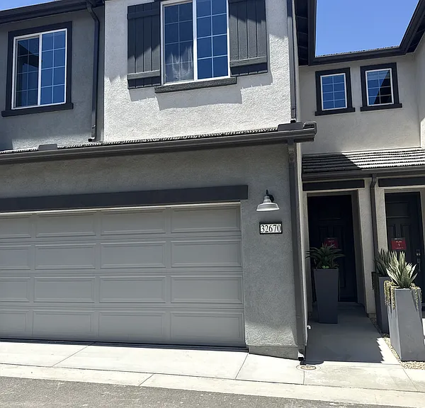 32670 Ventura Ln — Photo 2
