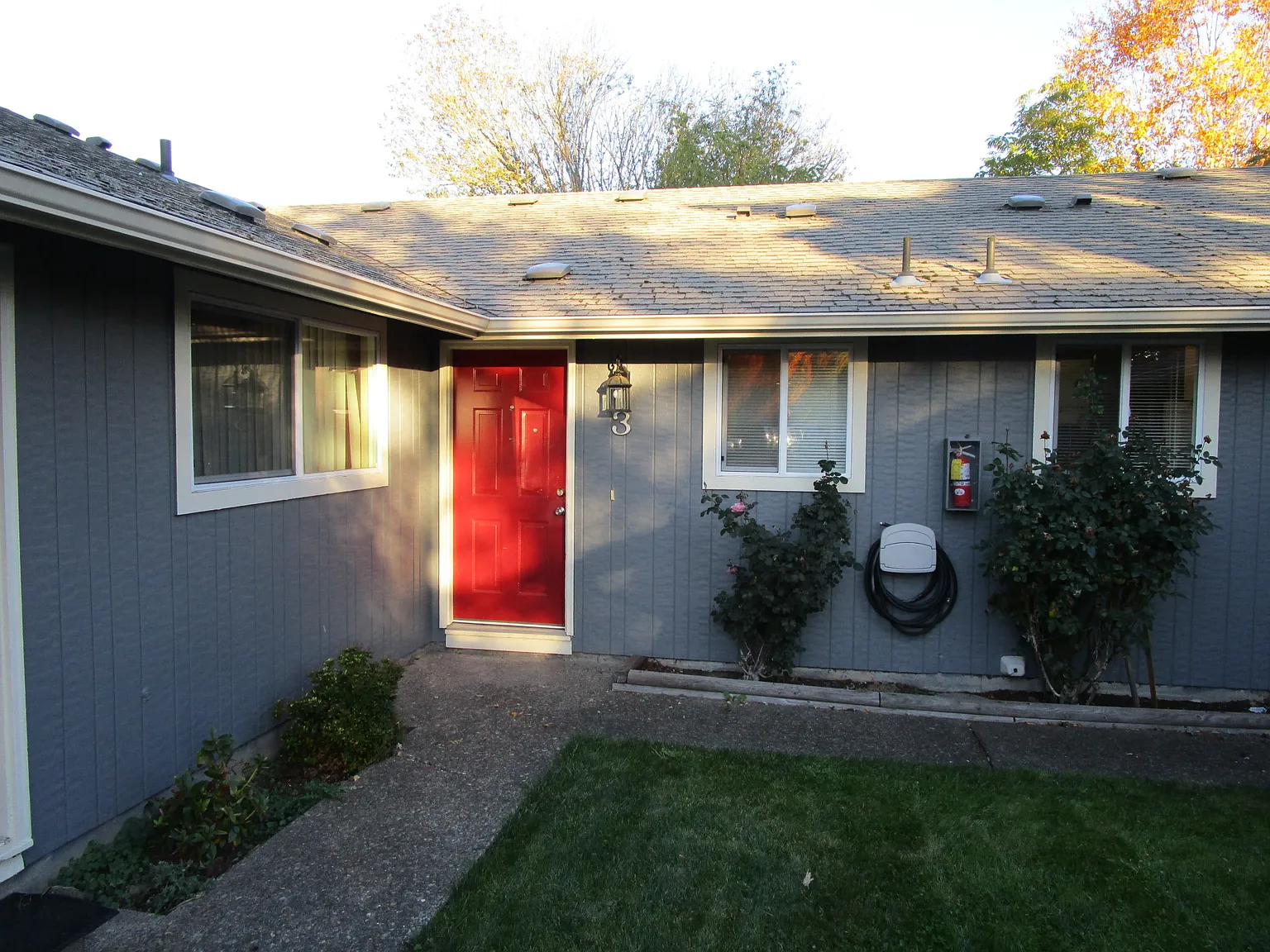 2 bed, 812 sqft, $1,650 — Photo 2