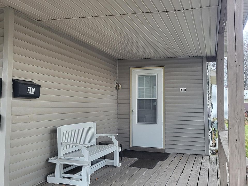 Entry, Covered Porch