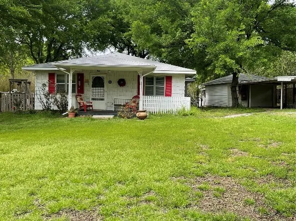 321 Crescent Dr, Pottsboro, TX 75076