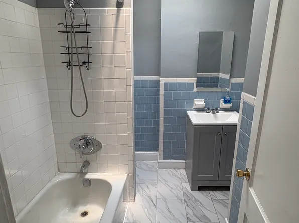 2456 Keyworth Ave, Baltimore, MD 21215