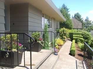 2949 SW Canterbury Ln, Portland, OR 97205