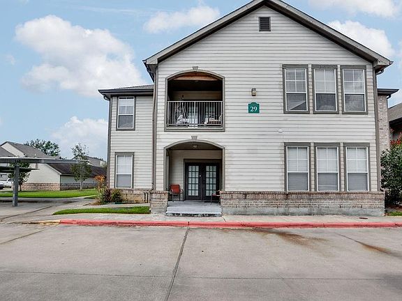 2nd image of 350 Emerald Forest Blvd APT 29103