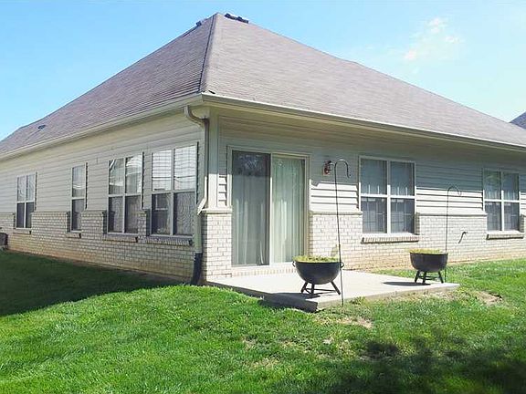 2nd image of 1767 Stonewall Cir