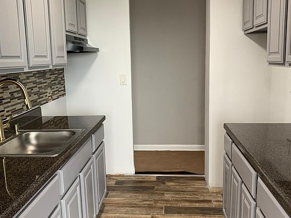 2nd image of 277 Prospect St #11C