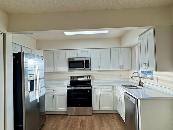 5th image of 1320 Creel Rd NE