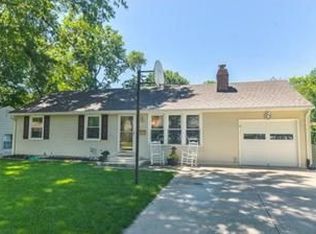 8921 W 82nd St, Overland Park, KS 66204