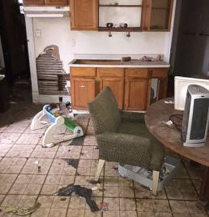 3rd image of 8451 Lowell St