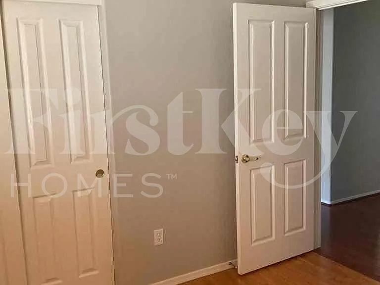 7718 W Sombrero View Ln — Photo 10