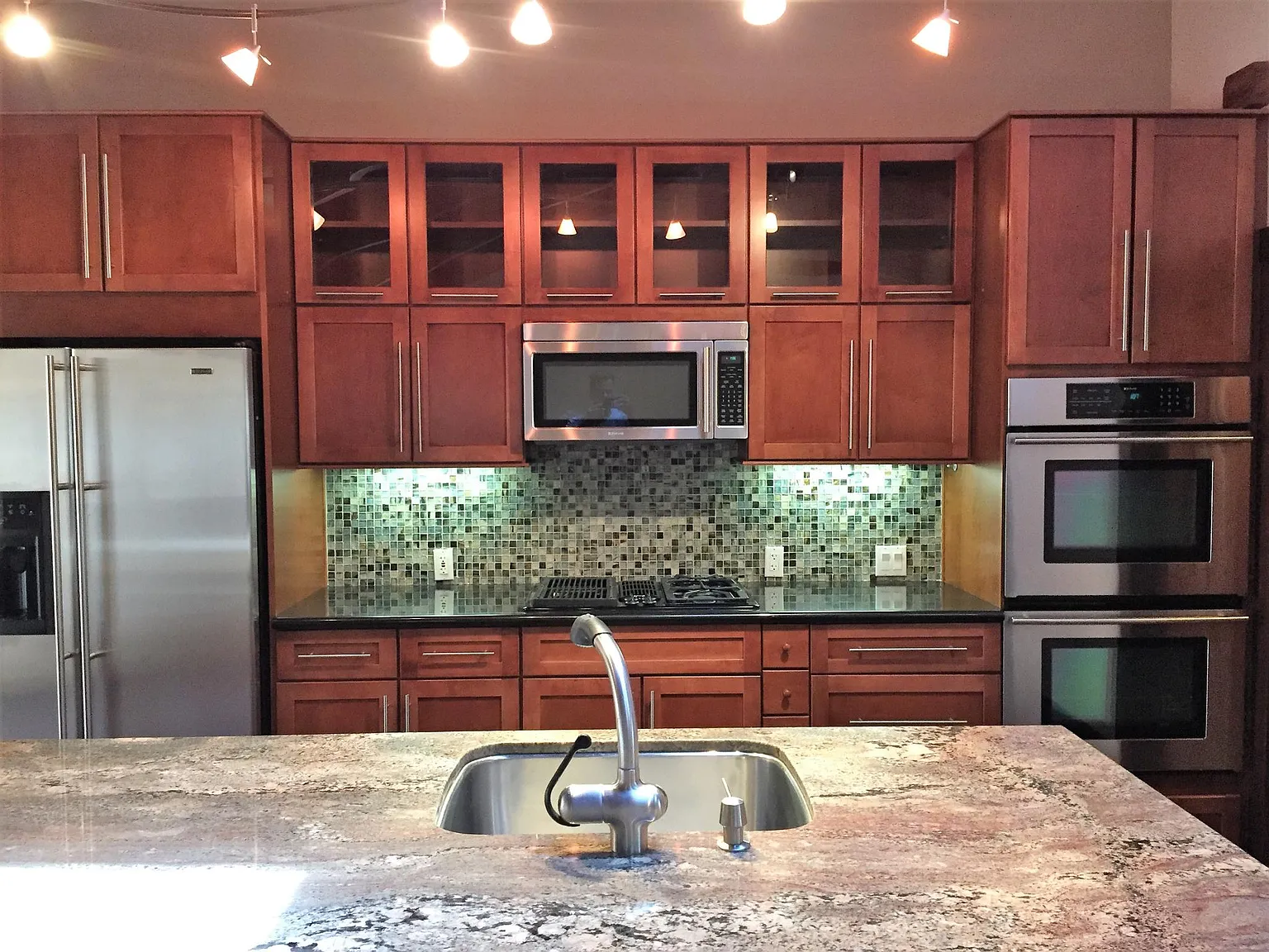 776 Joyce Ln photo 1