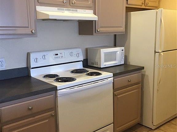 4th image of 3874 Lancaster Ct APT 201