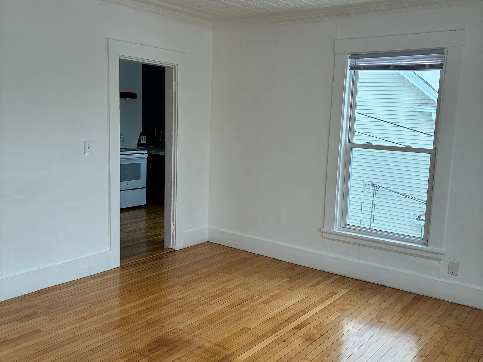 170 Pine St — Photo 4