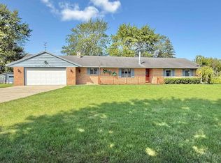 743 N Jones Rd, Essexville, MI 48732