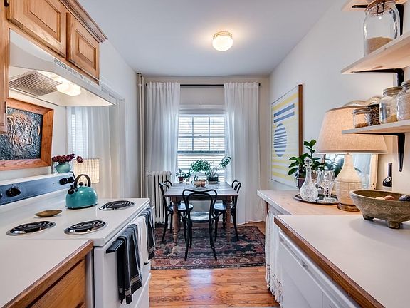 4th image of 4201 Locust St APT 204