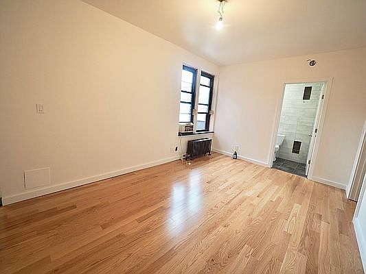 4th image of 31-68 33rd St #3A