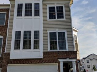 2152 Oberlin Dr, Woodbridge, VA 22191