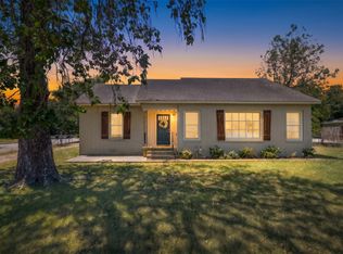 805 S Tyler St, Mc Gregor, TX 76657