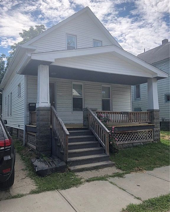 1st image of 3605 W 45th St