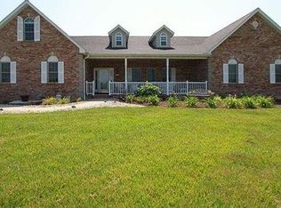 4416 Quirin Rd, Smithton, IL 62285