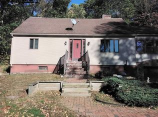56 Sunnyside Rd, Southwick, MA 01077