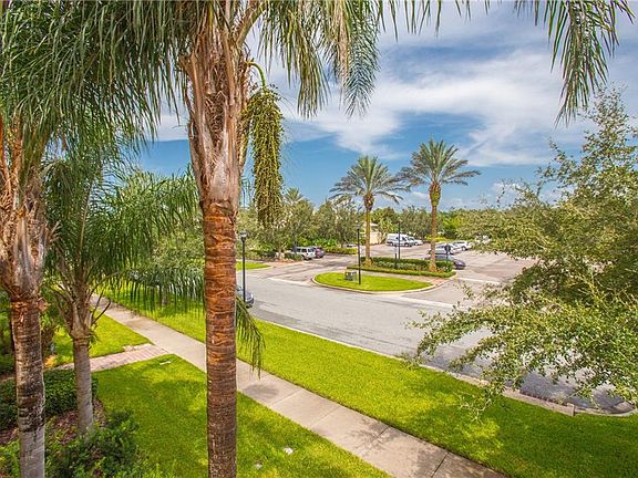 4th image of 8417 Insular Ln