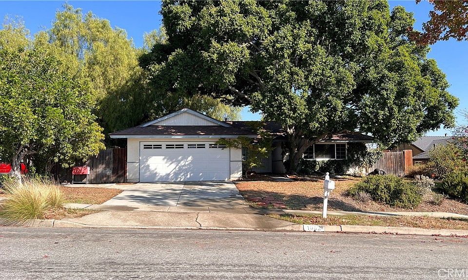 1st image of 1082 Lynwood Dr