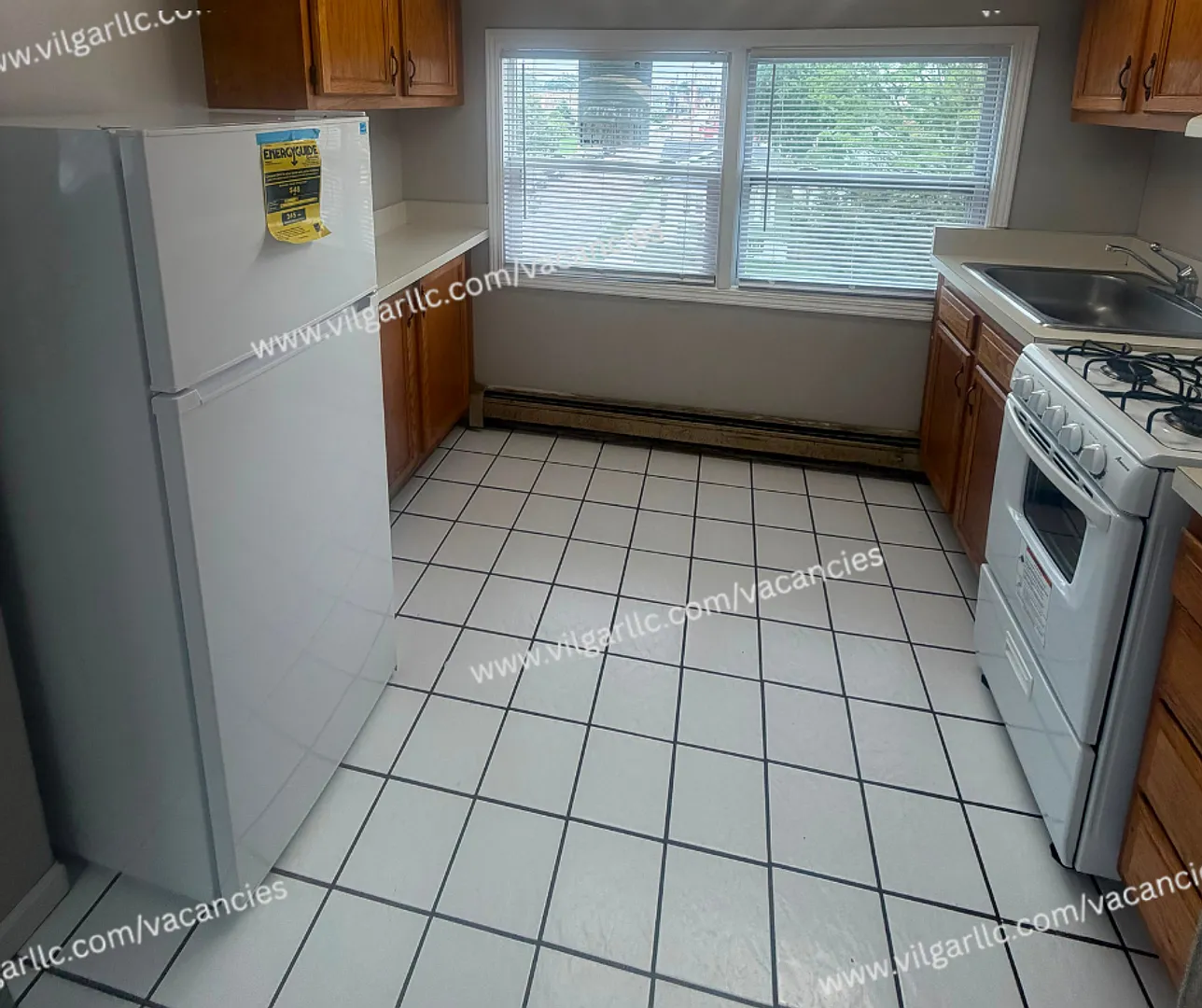 4802 Walsh — Photo 1