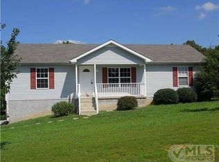 7946 Crossroads Dr, Lyles, TN 37098