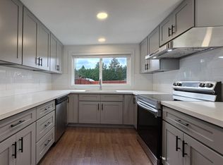 9827 158th St E APT 2, Puyallup, WA 98375