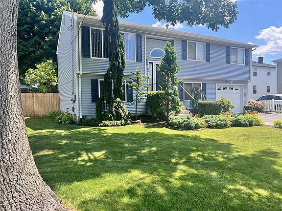 2nd image of 55 Ashley St