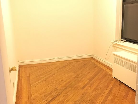 2nd image of 4317 48th St #5/P