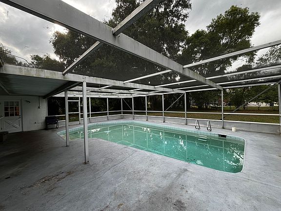 3rd image of 1120 Lisa Ln