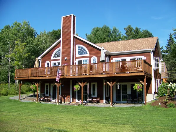 144 Swan Lake Ave, Belfast, ME 04915