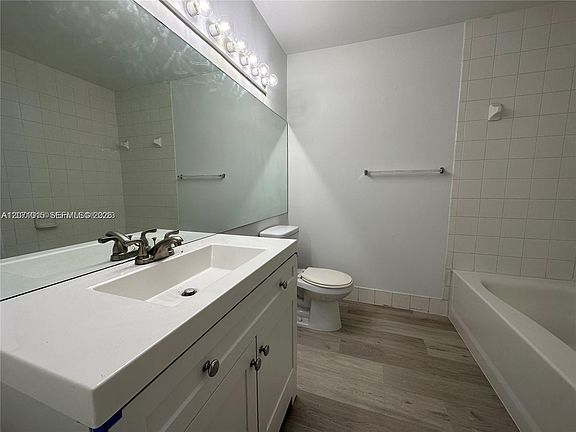 4th image of 4560 NW 107th Ave #30112