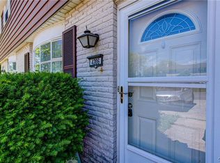 4206 Mohican Dr N, Schnecksville, PA 18078